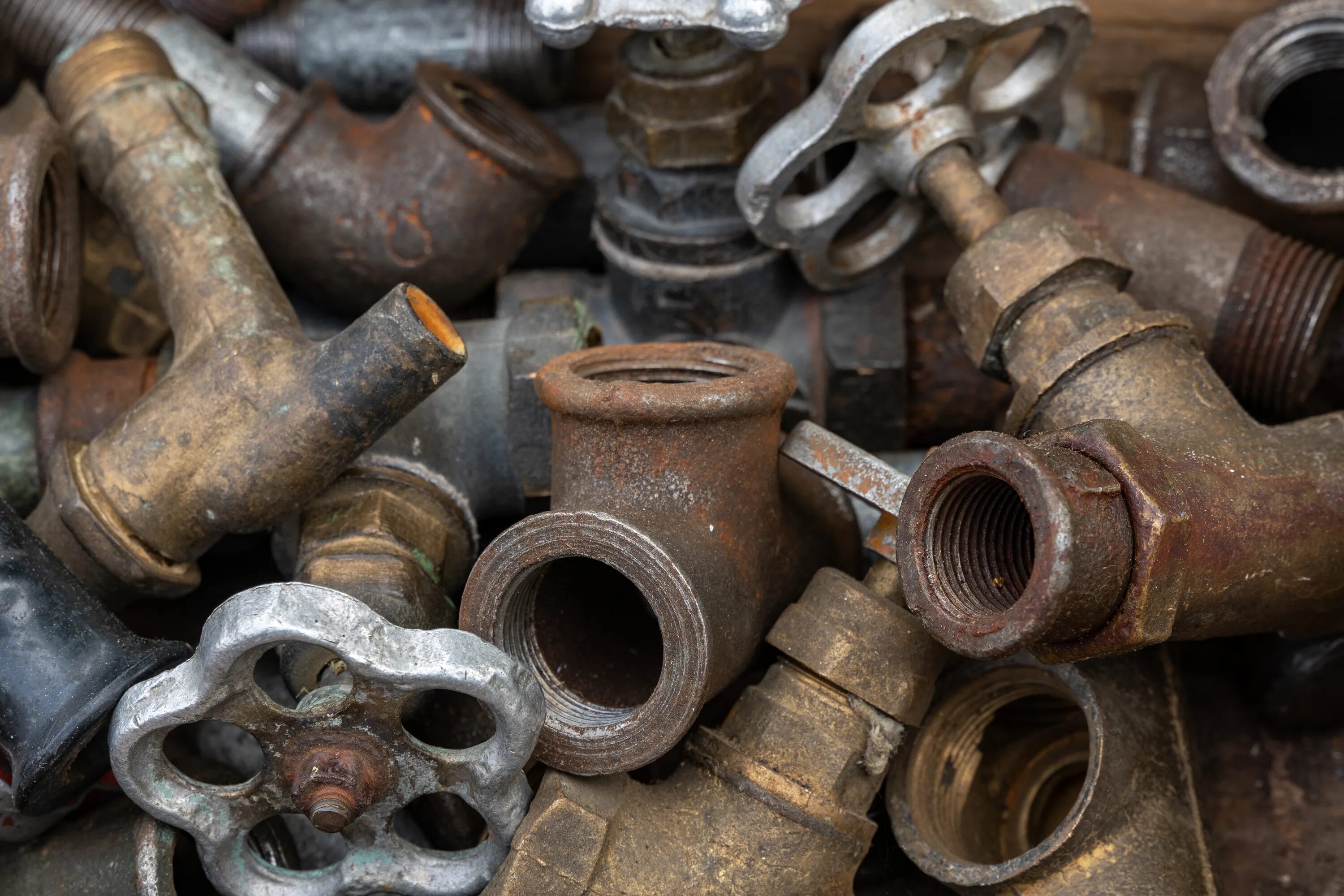 Смеситель латунь или нержавеющая сталь. Кран латунь или сталь. Кран 3/4 латунь. Кран латунь или сталь. Смеситель латунь или нержавеющая сталь.