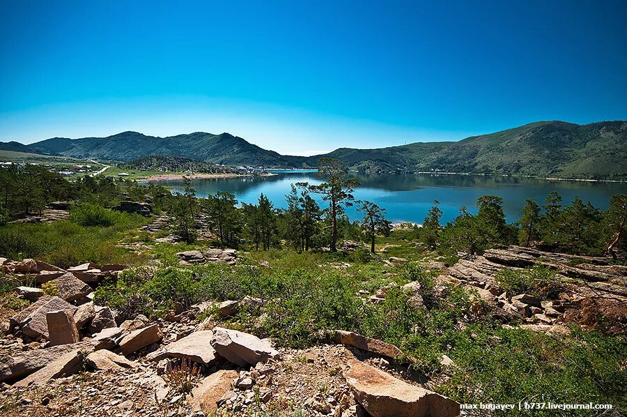 Озеро джасыбай казахстан. Озеро торайгыр баянаул. Баянаул озеро жасыбай. Озеро торайгыр баянаул. Баянаул казахстан.