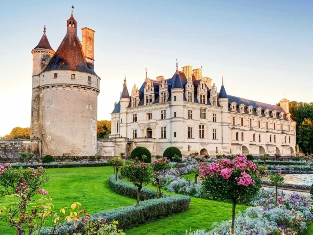 chateau s World Landscape Wallpapers: French Château part 1 Castles france, Cast