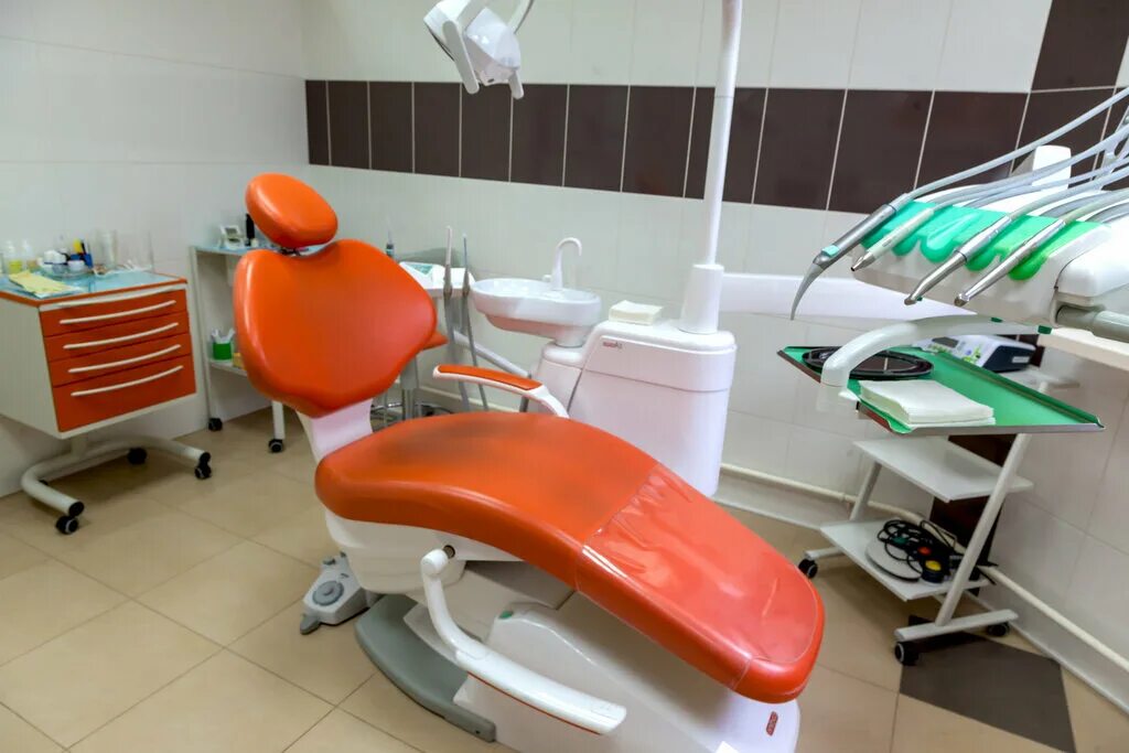 Vita, LLC, dental clinic Azov (Azov City District), Krasnoarmeysky Lane, 76 - те