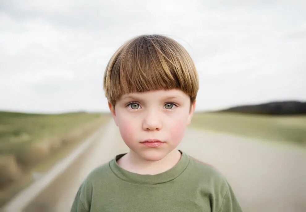 Little boy child. Лицо мальчика. Ребенок анфас. Красивые дети мальчики. Лицо мальчика 10 лет.