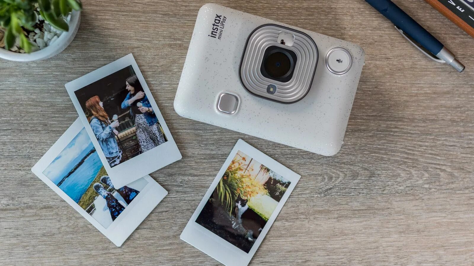 Фотоаппарат моментальной печати fujifilm instax mini liplay. Фотоаппарат моментальной печати fujifilm instax mini liplay. Fujifilm instax mini liplay отзывы. Fujifilm instax mini liplay. Instax mini liplay картриджи.