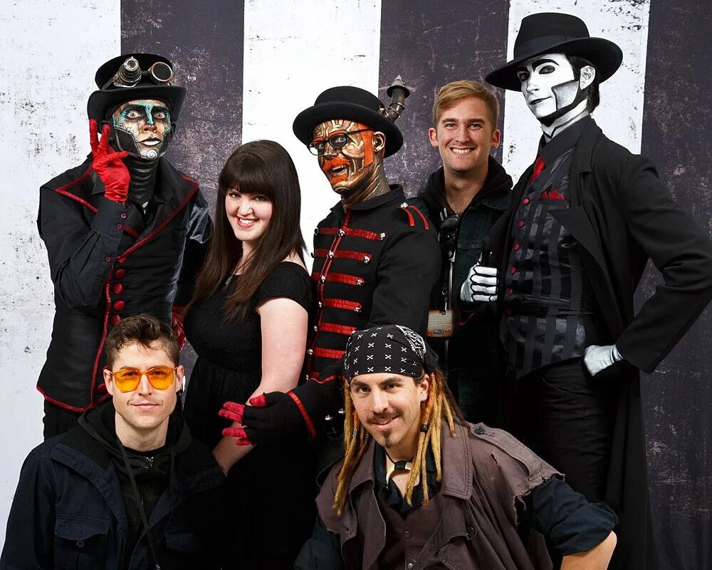 Steampowered. Группа Steam Powered Giraffe. Steam Powered Giraffe без грима. Стим Пауэр Жираф. Паровой Жираф группа.