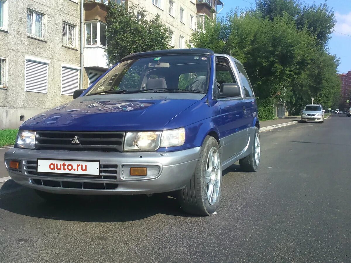 Mitsubishi 1994. РВР Митсубиси 1994. Мицубиси РВР 1994. Митсубиси РВР 1994 года. Mitsubishi RVR 1994.