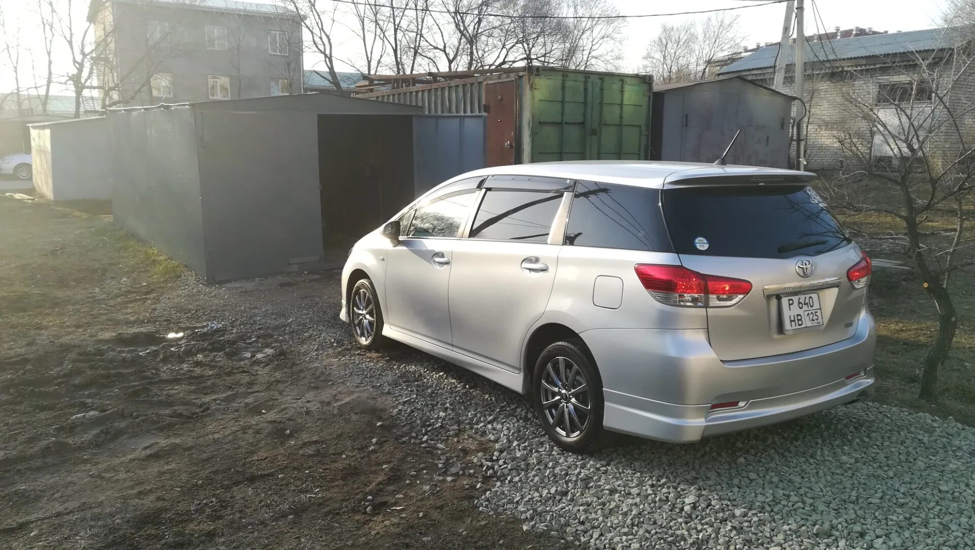 Тойота Виш 20. Toyota Wish 2gen. Toyota Wish 2010. Тойота Виш 10 кузов.