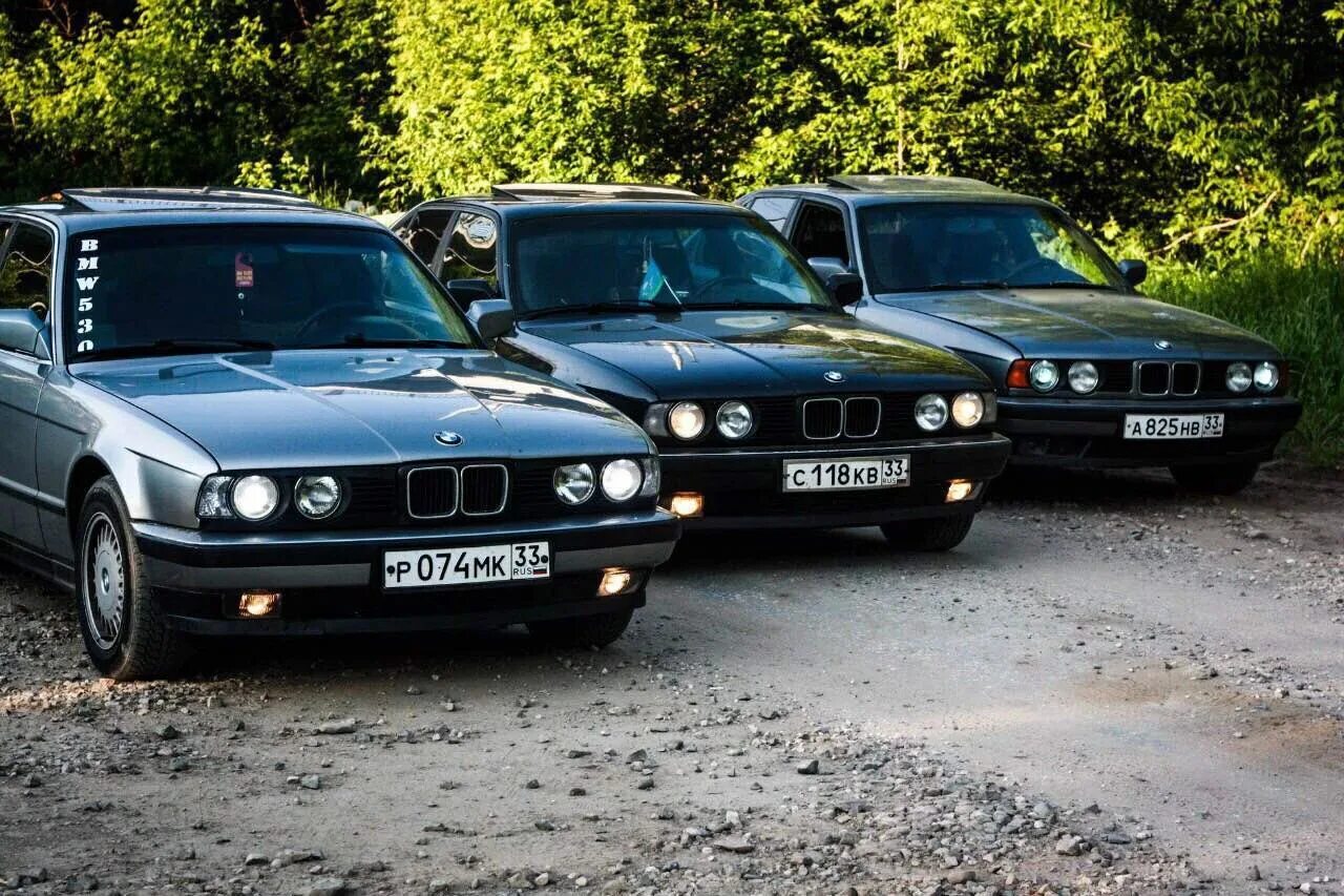 90 x 42. БМВ е34 90-е. БМВ е34 бандитская. BMW e34 бандиты 90е. BMW e34 бандитская.