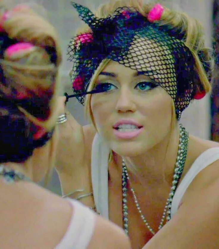 Майли сайрус who owns my. Майли харт. майли сайрус who owns. miley cyrus who owns my heart. britney montana.