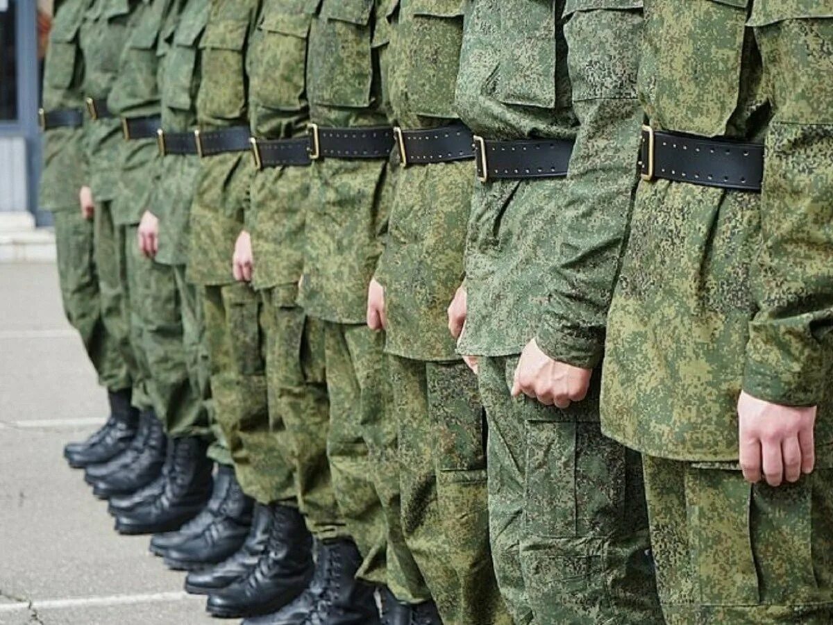 Фото военнослужащих. Что означает демобилизация срочников. Что означает демобилизация срочников. Увольнение в запас военнослужащих. Призывники беларусь.