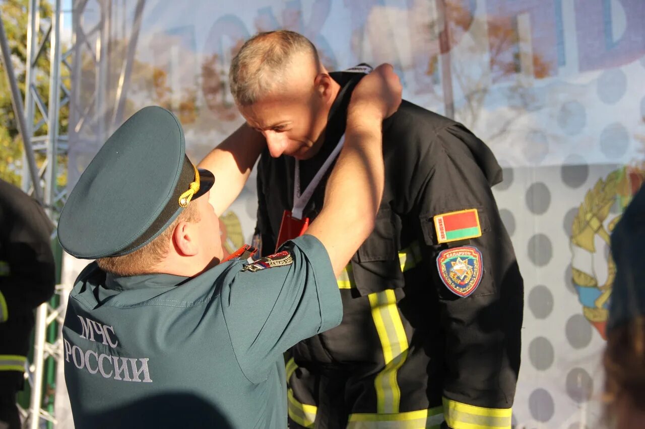 Как стать спасателем