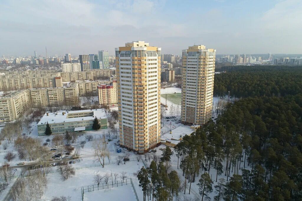 Ул а постовского 19 екатеринбург. Академика постовского 19 екатеринбург. Постовского 6\2. Паркинг постовского 6. Академика постовского 17 екатеринбург.