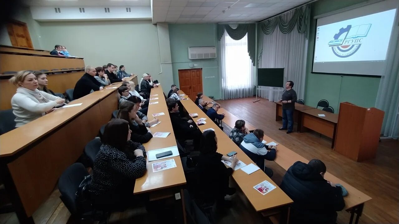 Открытые двери в вузах воронеж. РГУПС Воронеж г.Воронеж. Зал РГУПС Воронеж. ВМК Владивосток день открытых дверей 2023. Филиал РГУПС Г. Воронеж выпуск 2022.