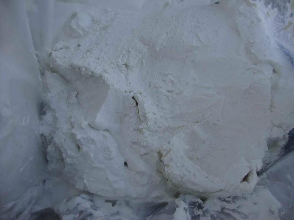 Из него делают известь. Известняк. Из него делают известь. Т делают из извястника. Из него делают известь.