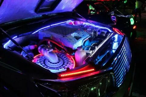 Подсветка капота автомобиля