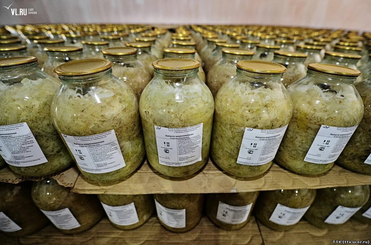 Консервация склада. Консервированные овощи. Стеллаж для закруток. Консервированне продукт. Расконсервация оборудования.