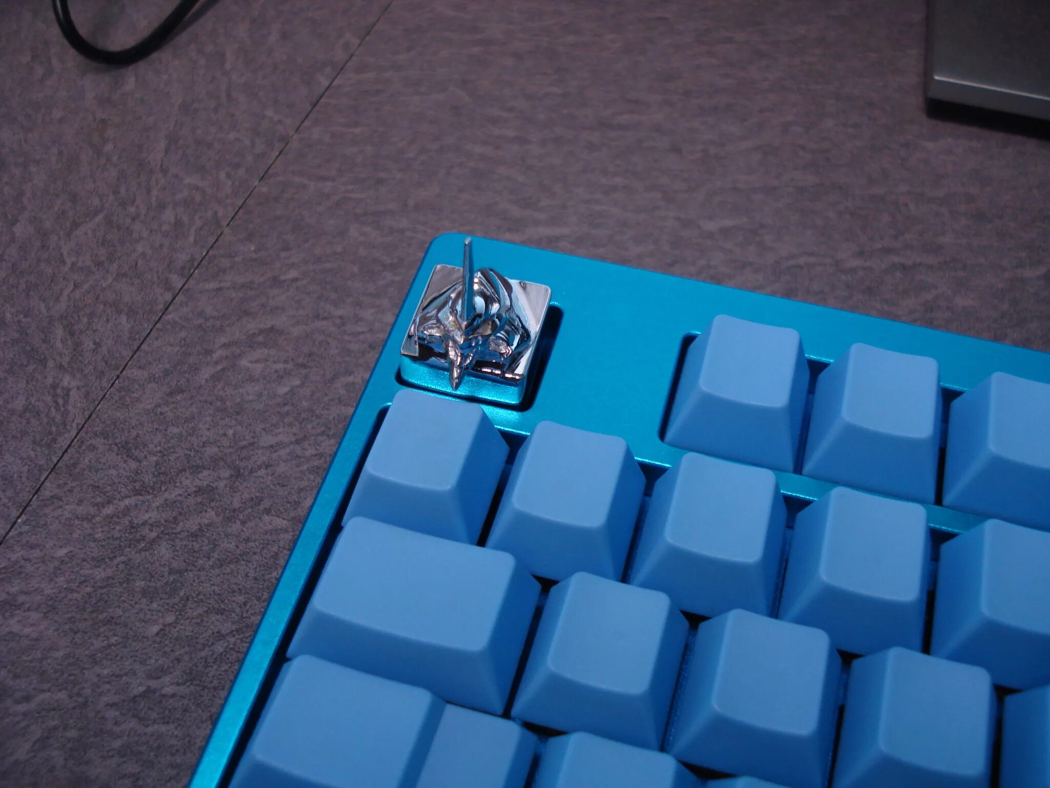 Синие кейкапы. Evangelion keycaps. кейкапы evangelion. кейкапы для механической клавиатуры евангелион.