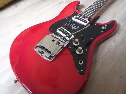 Rivière Parana Aperçu demande epiphone et 270 Perspicacité Audelà Mathis