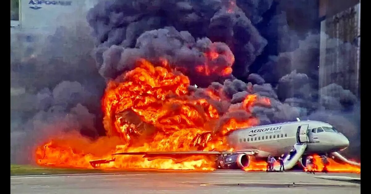 Катастрофа ssj 100 в шереметьеве (2019). Суперджет шереметьево. Авиакатастрофа ssj-100 в шереметьево. Крушение ssj 100 в шереметьево. Суперджет катастрофы.