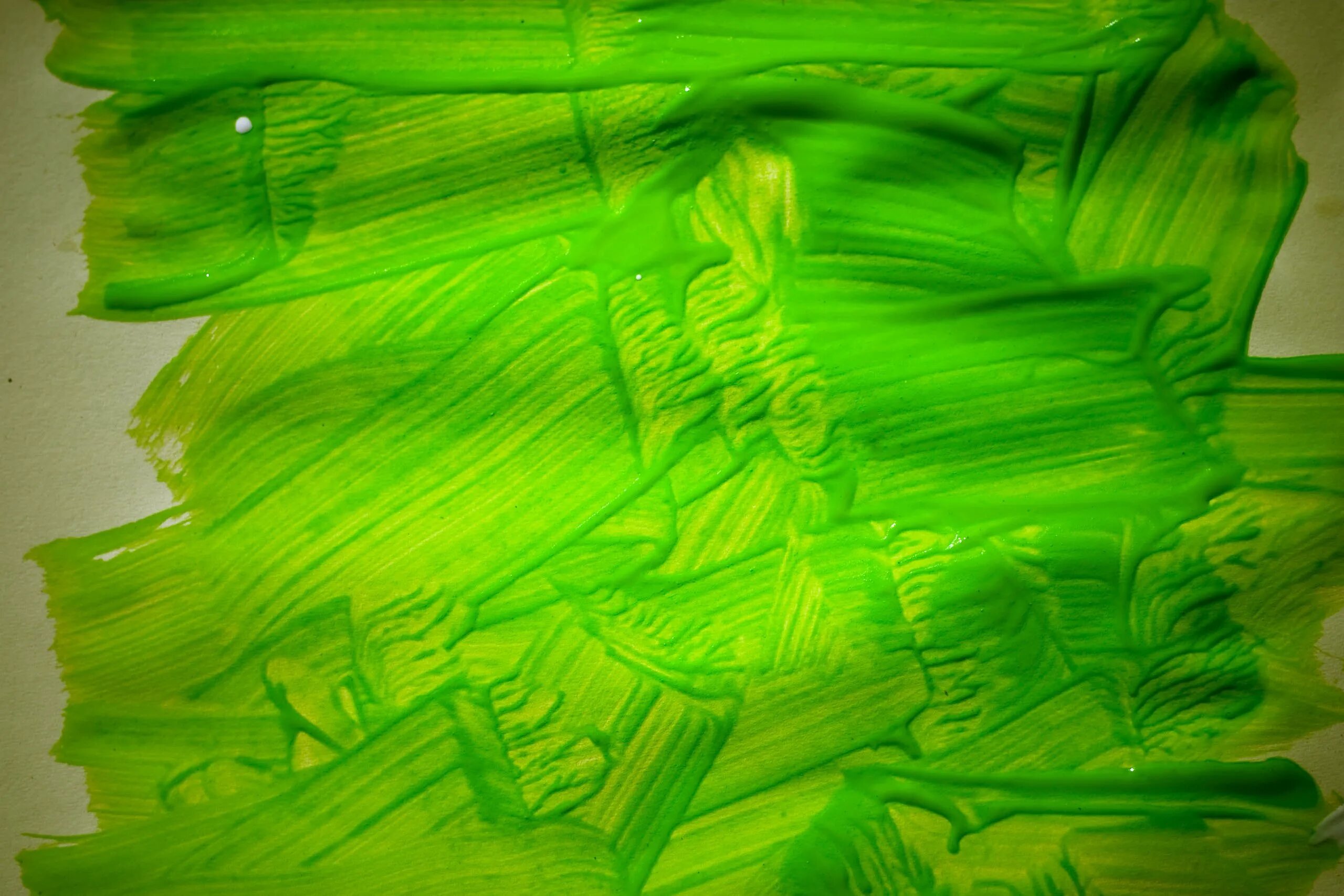 обои разводы краски зеленый. мрамор малахит. краска зеленая. салатовый рал 6019. зеленый мрамор.