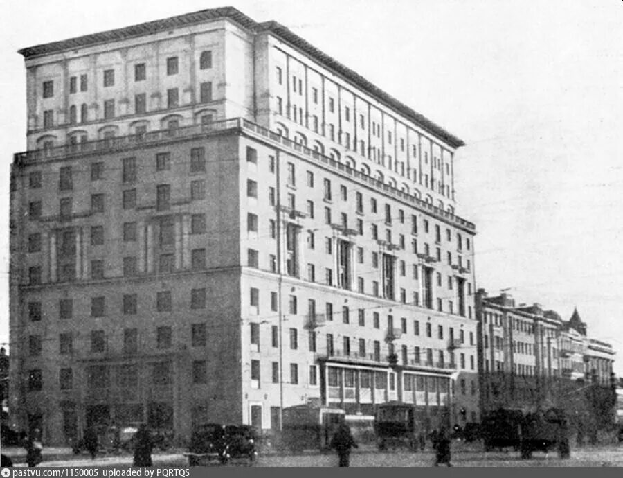 Улица горького дом. Улица горького дом 122. улица горького 1935 г.. дом горького в москве 1935. дом на ул горького архитектор буров.