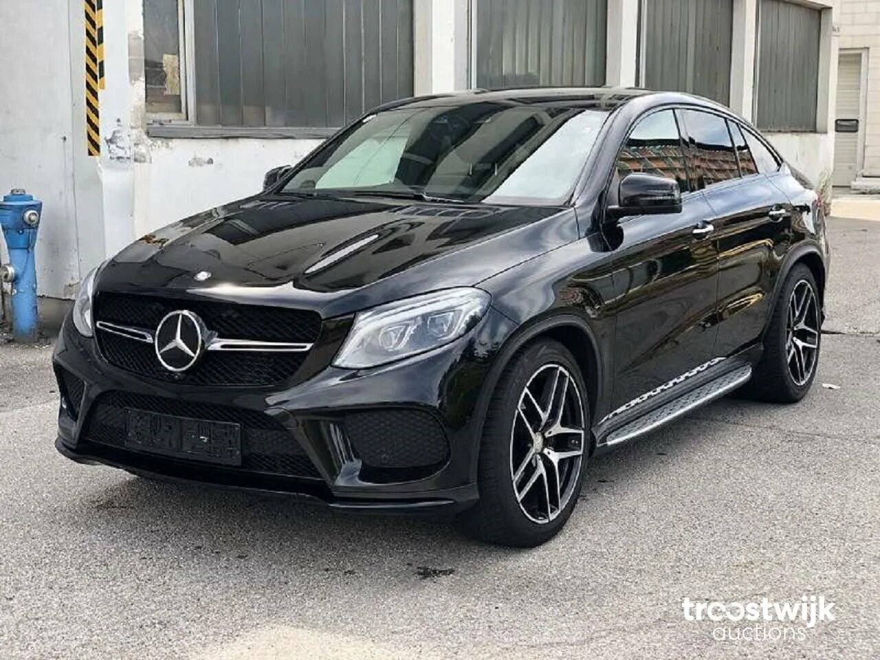 Mercedes 4matic. Мерседес 4 matic. Мерседес 4 матик. Мерседес 4 Матис GLE 350d. Купить мерседес matic