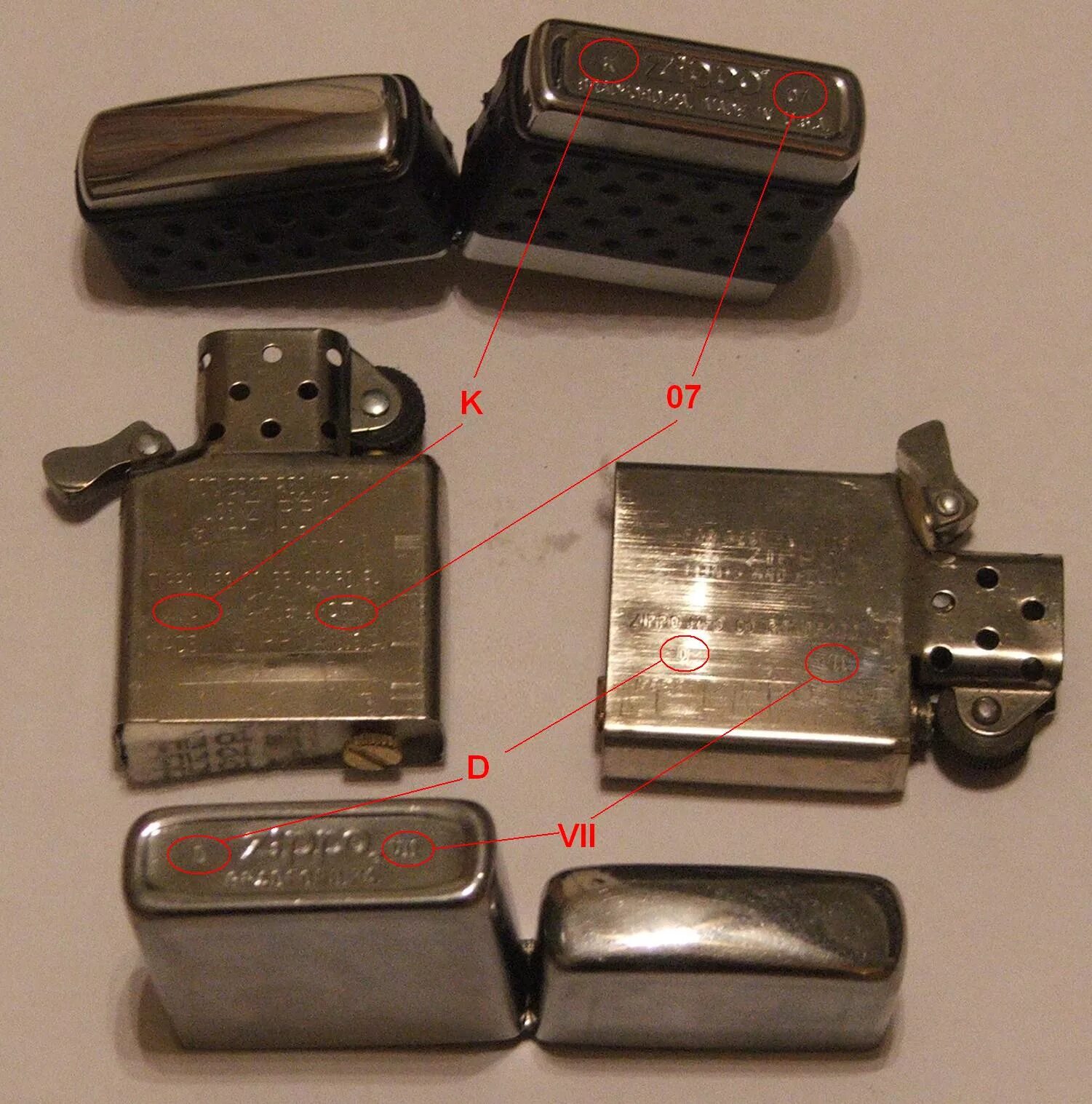 Как проверить зиппо на оригинальность. Бензиновая зажигалка zippo снизу. маркировка зажигалки зиппо. маркировка zippo 2003. зажигалка зиппо в разборе.