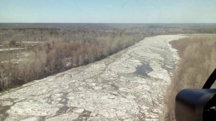 Уровень в реке чумыш. Заторы на реке чапаевка. заторы и зажоры в алтайском крае. воронки на реке чумыш. затор на реке фото.