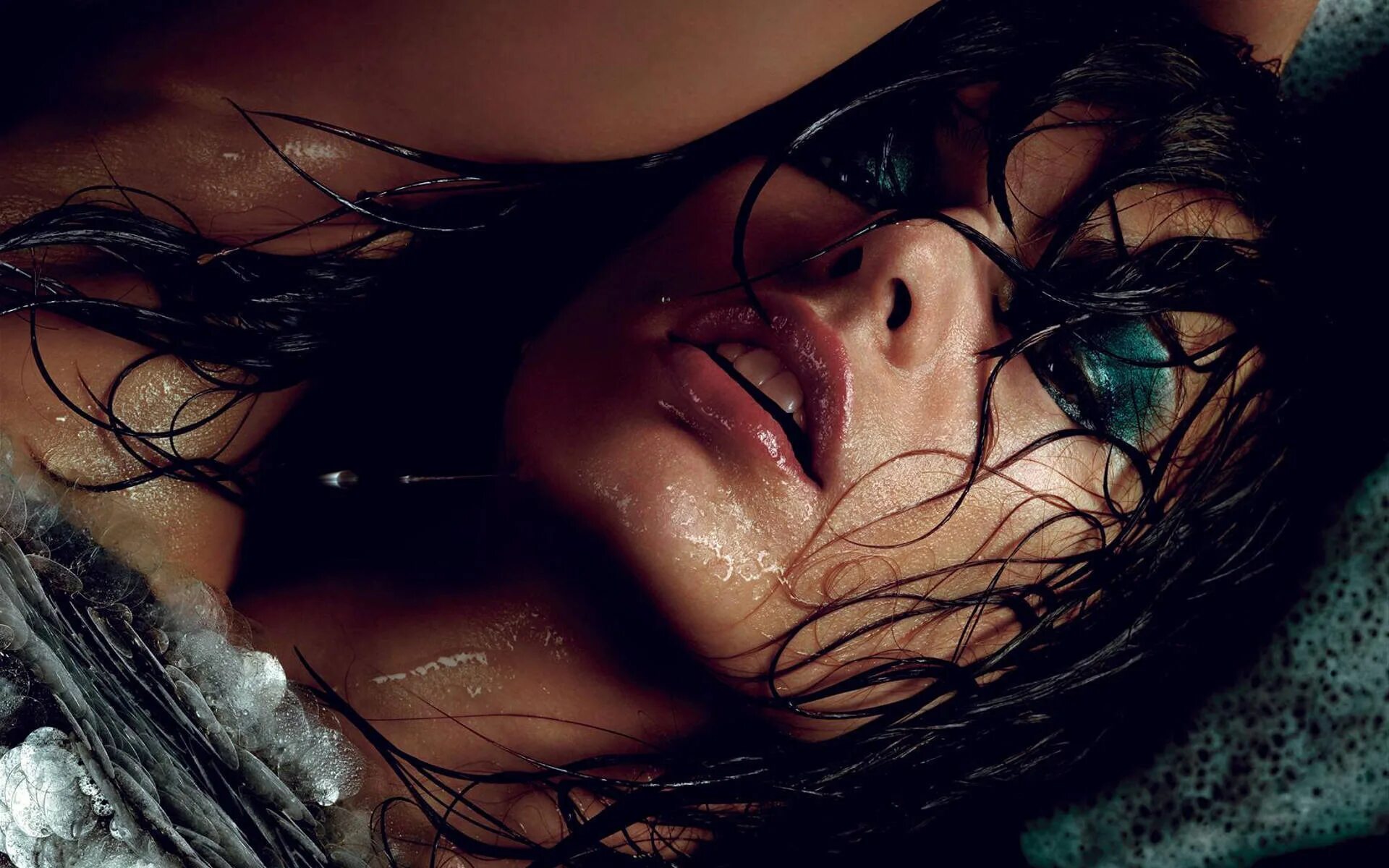 Страстное лицо девушки. Джустина градек фото. Страстное лицо девушки. Страстное лицо девушки. Моника беллуччи 2022.