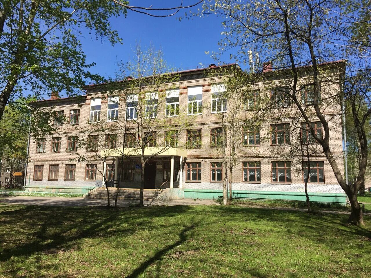 школа 98 самара. гимназия 75 омск. казахстан шымкент школа 29. ул. 3 школа череповец.