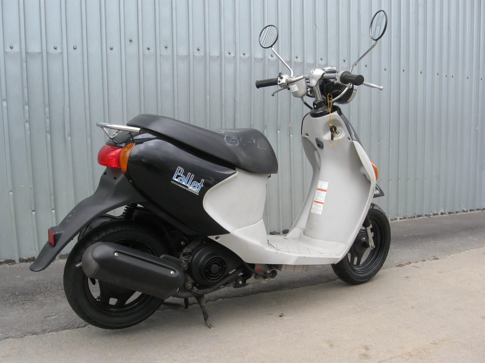 Suzuki Lets 4. Suzuki Lets 4 Pallet. Скутер Suzuki Lets 4. Suzuki Lets 4 2014. Мопед сузуки летс