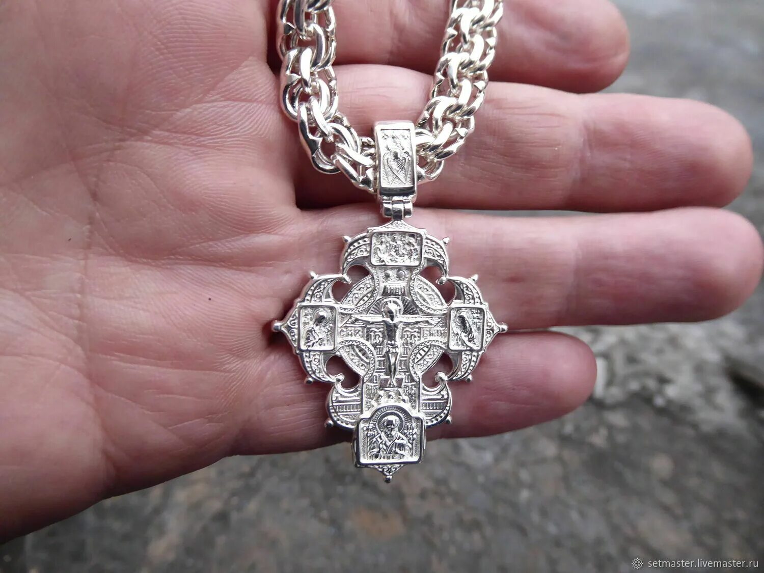 Крест православный серебряный цепь бисмарк. Сколько стоит православных