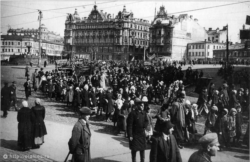 Москва 1922 год. Красная площадь 1920. Москва 1921 год. Москва 1919 год. Ленин на красной площади в москве 1919 год.