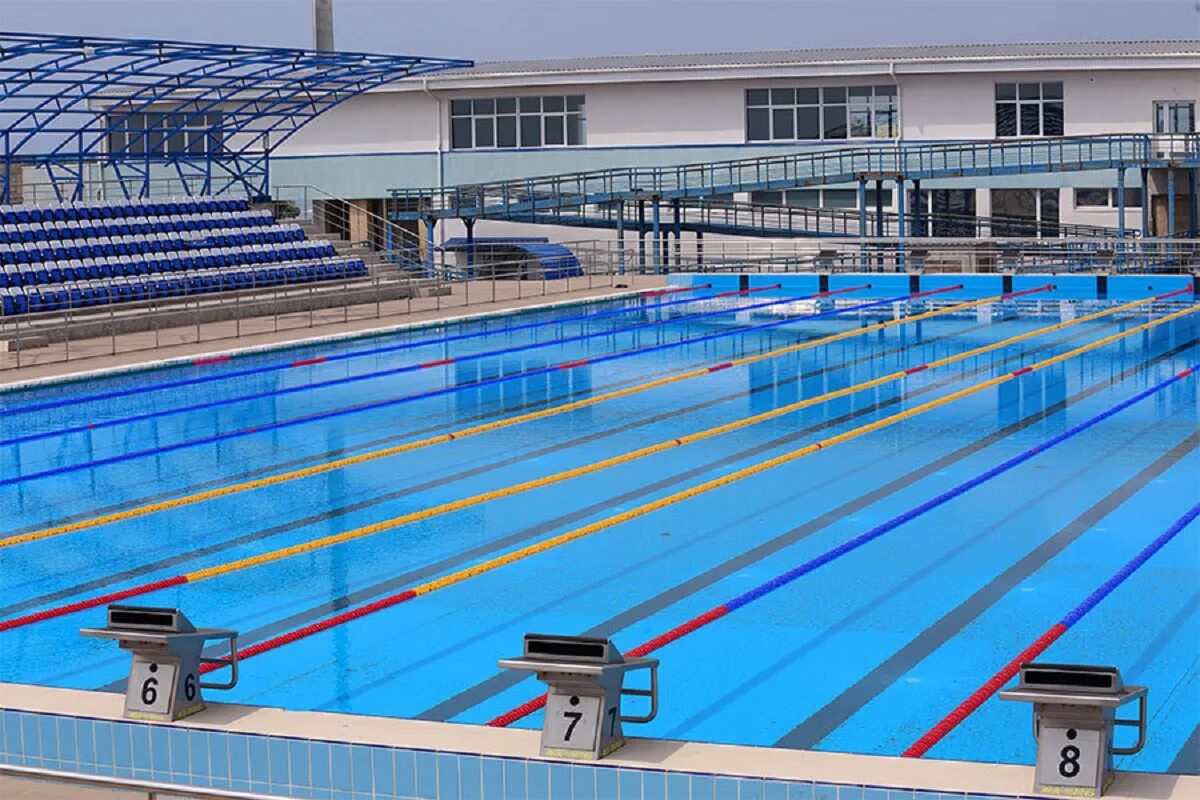 Евпатория паралимпийский бассейн. Спорткомплекс эволюция евпатория. Спорткомплекс парк южный калининград. Эволюция паралимпийский центр в евпатории. Бассейн центр спорта.