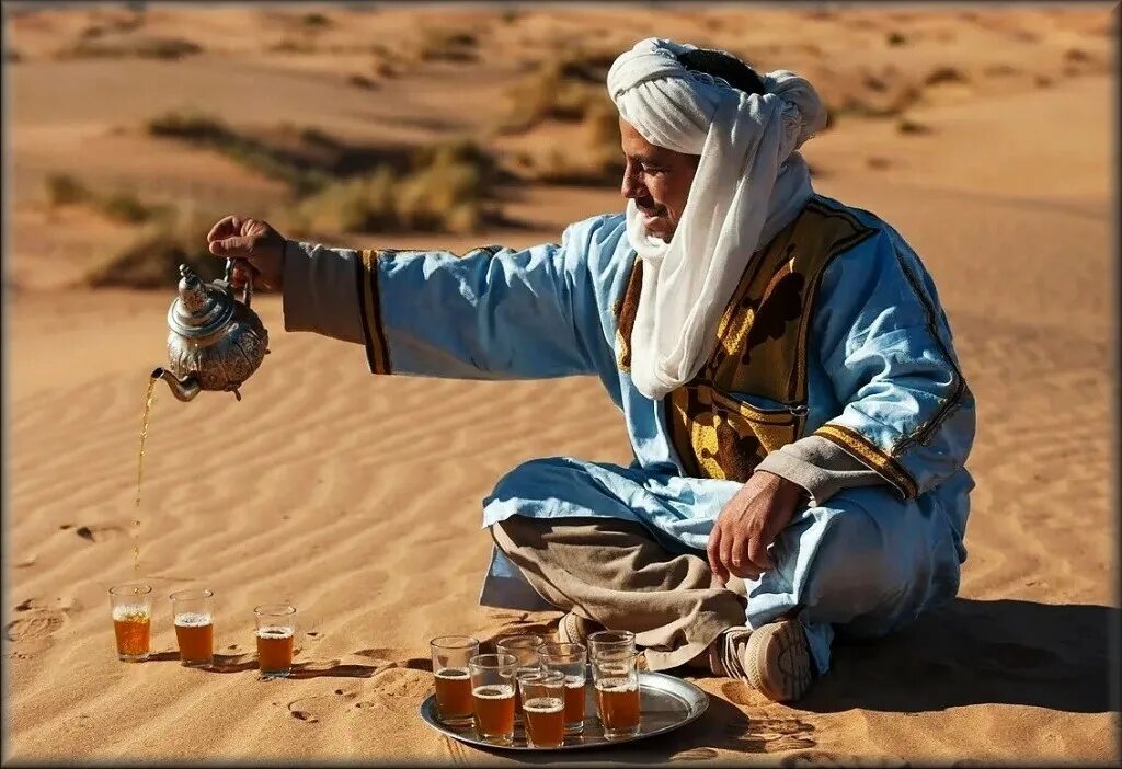 Арабская пито. Бедуины Марокко. Бедуины Саудовской Аравии. Марокко пустыня бедуины. Берберы туареги бедуины.