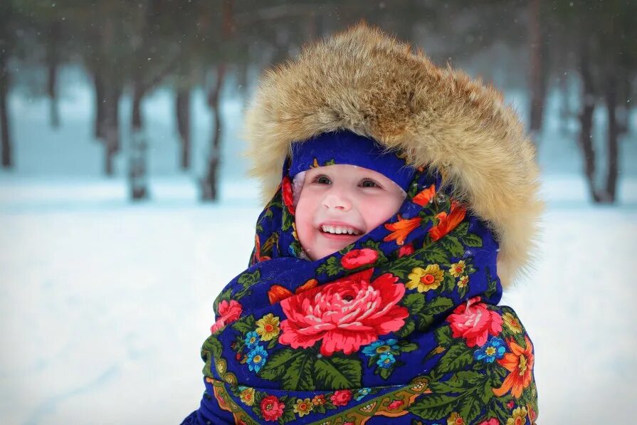 Снегурочка дочка. Зимняя фотосессия мама с дочкой. Jeanees снегурочка гжель 1515. Костюм снегурочек в детском саду. Мама с дочкой снегурочки.