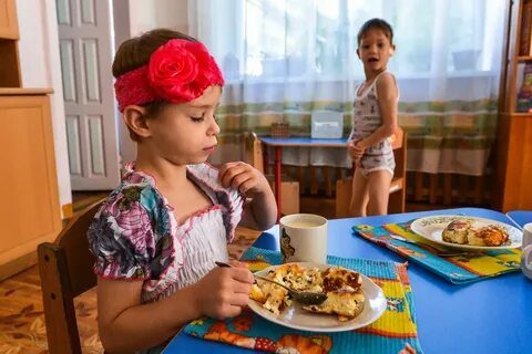 Кухонный вручит налита завидно