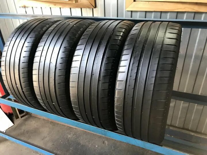 225 45 17 летняя купить. Michelin Pilot Sport 4 225/45 r17. Мишлен 225 45 17. Мишелин 235/45/18 Pilot Sport-3. 225 45 R17 saburavebi sakartvelo.