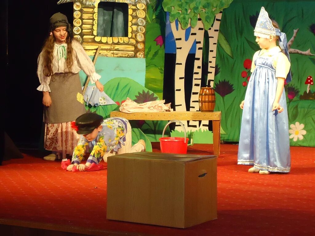 Театр крошка. Театр крошка Мордовия. Детский театр Саранск. Театр актера и куклы крошка Саранск.