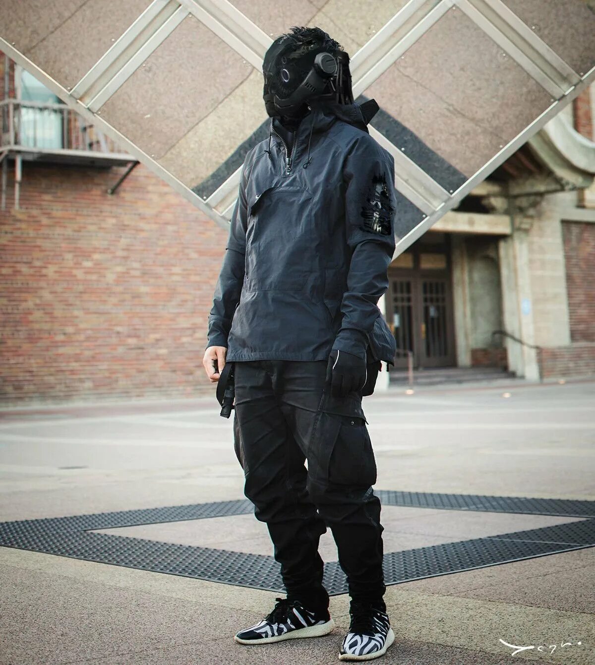 Techwear стиль. Techwear одежда Cyberpunk. Techwear Samurai одежда. Киберпанк Techwear одежда мужская. Dark wear