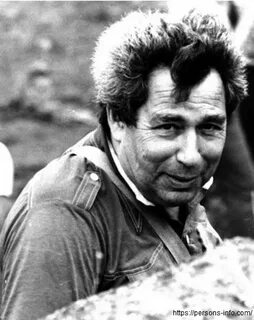Лев павлович
