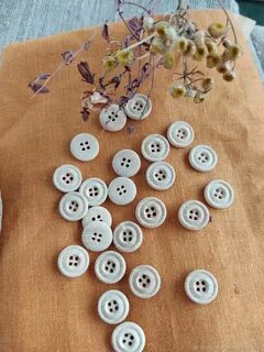 12 пуговиц