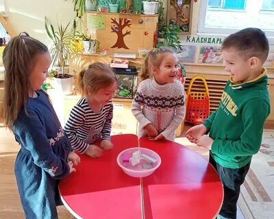 День науки в старшей группе детского сада