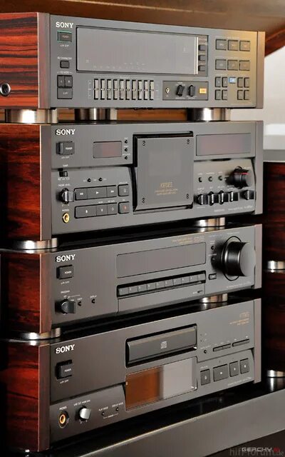 Cdp-555esd. Блочная стереосистема sony es. Сони ес333 стойка. Sony st 707es. Видеомагнитофон akai hi fi 2000.