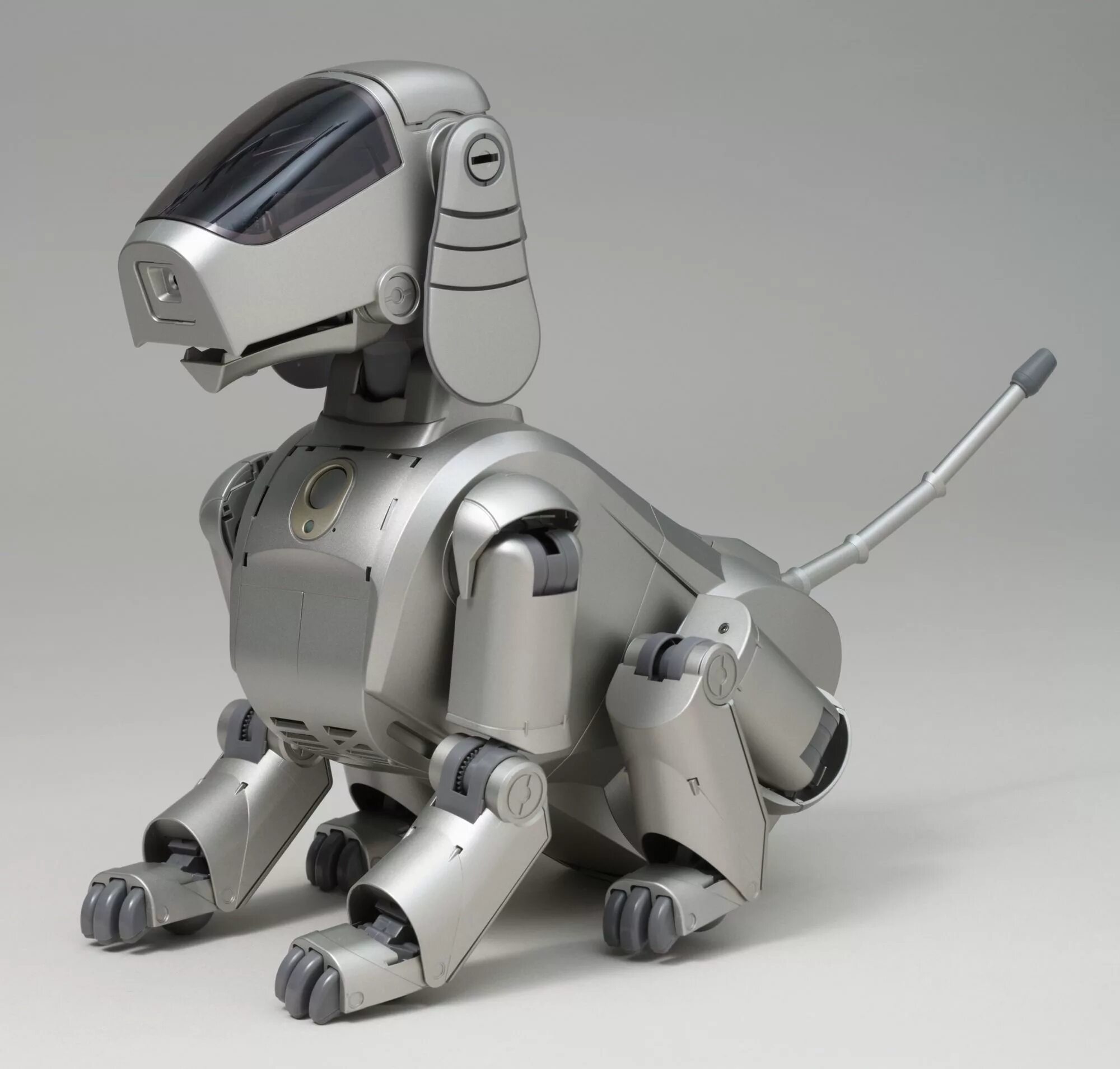 Робот б. Aibo ers 110. робот aibo 1999. sony aibo 1999. собака робот айбо.