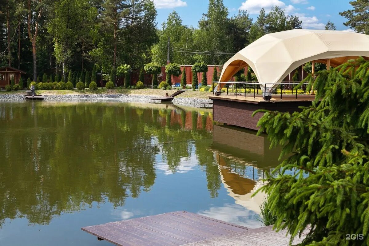 Парк отель балашиха артиленд. Река пехорка в балашихе пляж. Отель артиленд балашиха. Отель артиленд балашиха. Балашиха отдых.