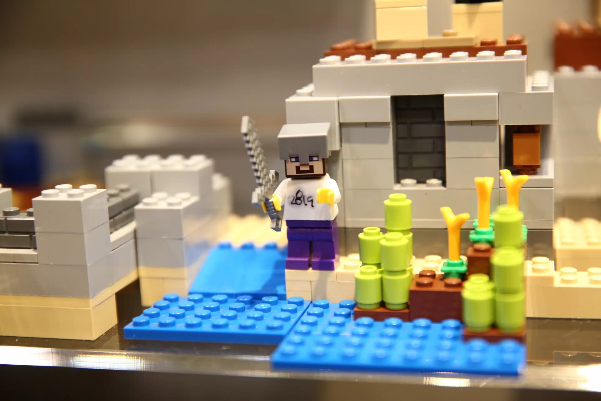 конструктор bela 10531 майнкрафт деревня. Lego minecraft 21155 шахта крипера. лицензия майнкрафт. как купить лицензию майнкрафт. сколько сейчас стоит майнкрафт.