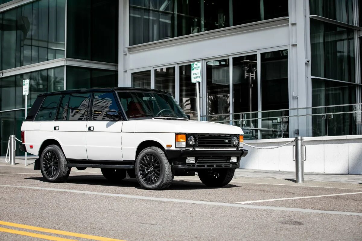 Range rover classic restomod. Range rover classic 1995. Range rover classic mxc9584. Classic range. Classic range.