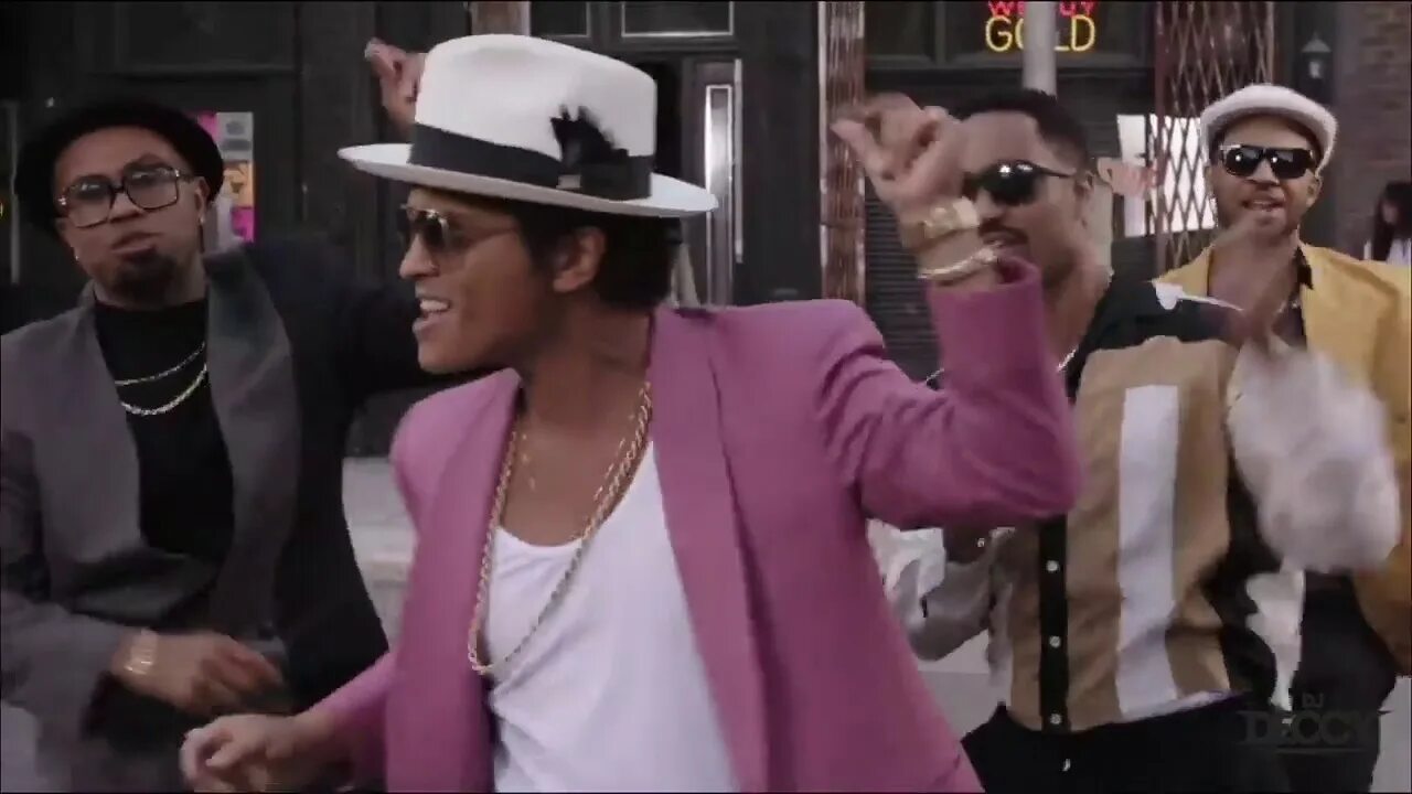 Uptown funk mark mars. Uptown funk mark mars
