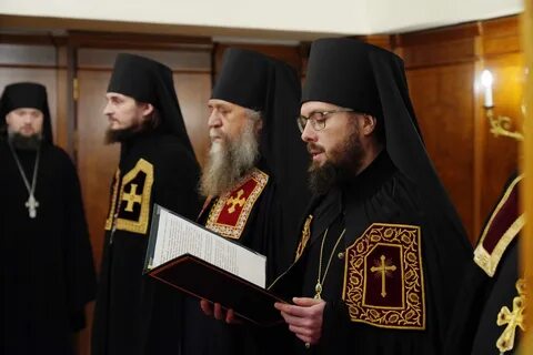 Отец епархий