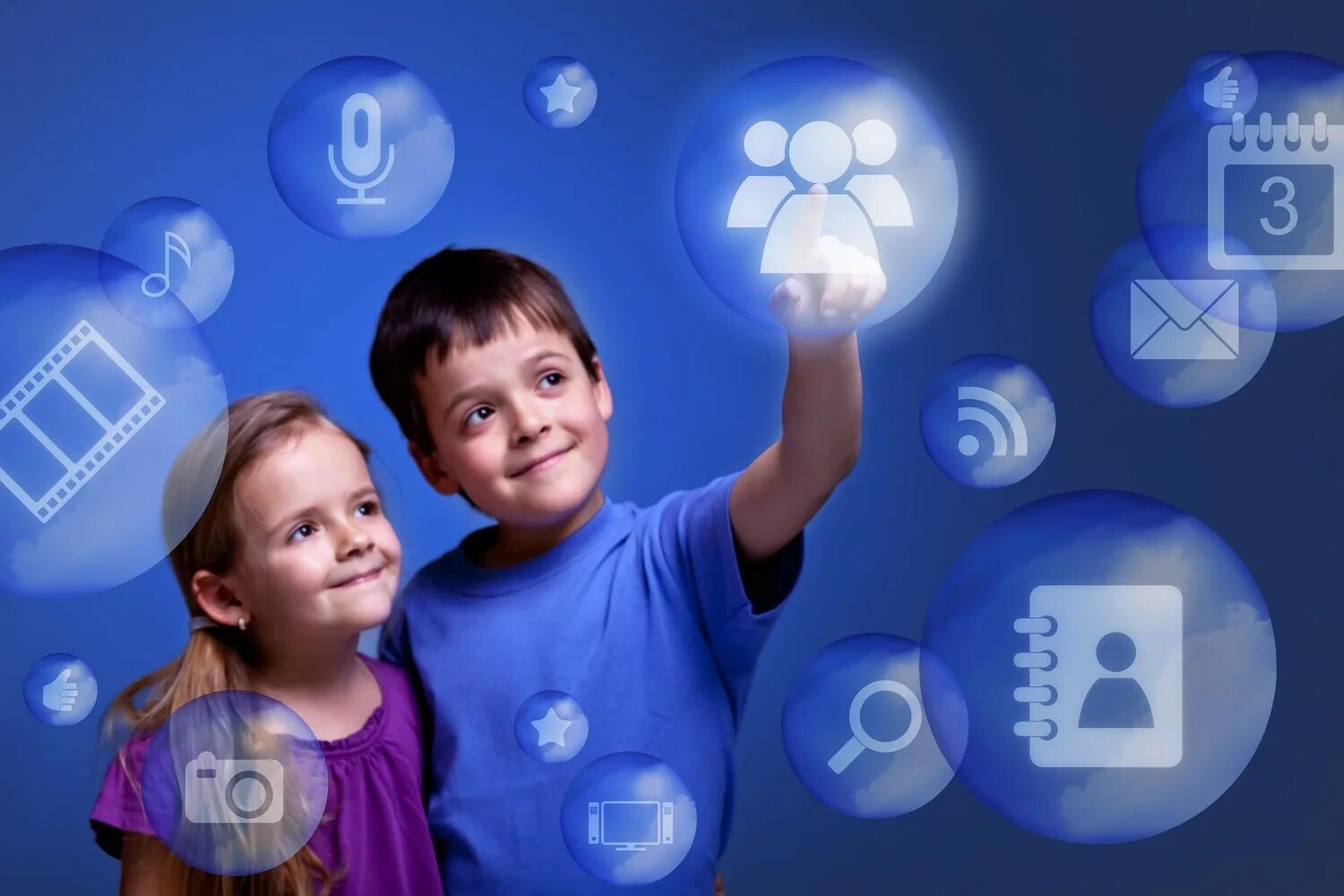 Дети современности. Дети и современные технологии. Дети будущего. Цифровые технологии в ДОУ. Информационные технологии для детей.