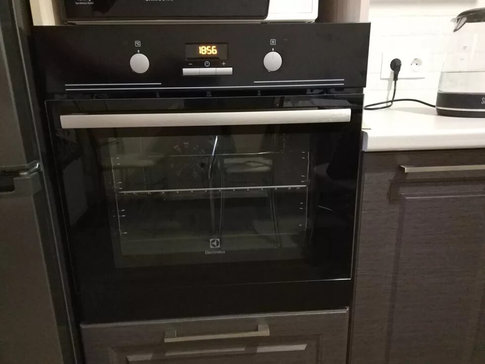 Электрический духовой шкаф electrolux ezb52410ak черный. Electrolux ezb52410ak черный. Electrolux 52410ak духовой шкаф. Ezb ak. Духовой шкаф electrolux ezb52410ak.